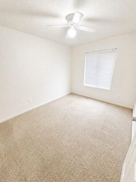 More Photos Of 4955-4959 Elizabeth St N, Keizer Apartments For Sale