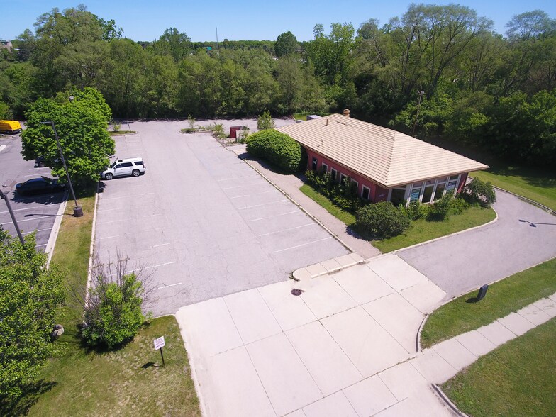 More Photos Of 5630 Jackson Rd, Ann Arbor Restaurant For Sale