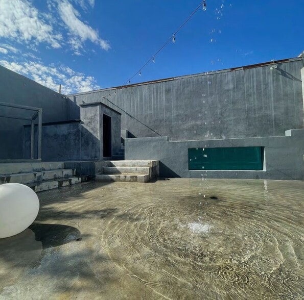 More Photos Of 1446 E Washington Blvd, Los Angeles Manufacturing For Sale