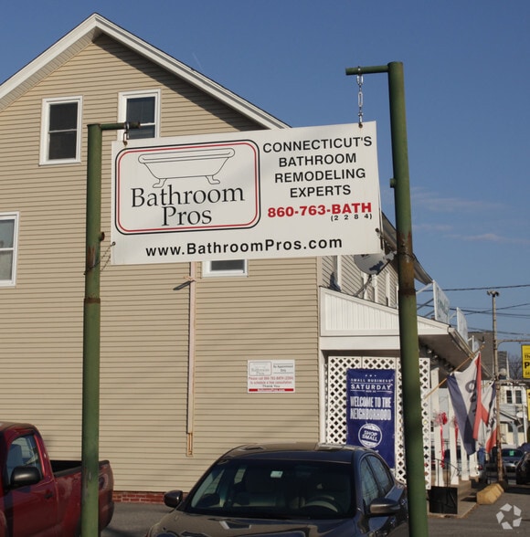 More Photos Of 111 Main St, Somers Freestanding For Lease