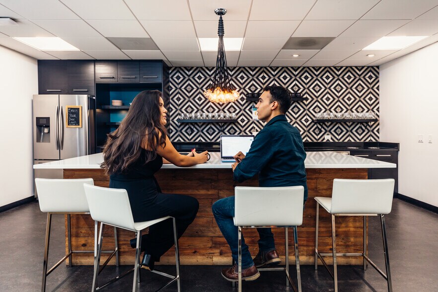 More Photos Of 73 W Monroe St, Chicago Coworking Space