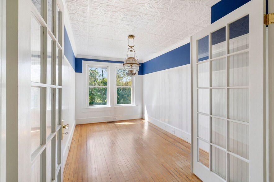 More Photos Of 101 S Main St, Wendell Office Residential For Lease