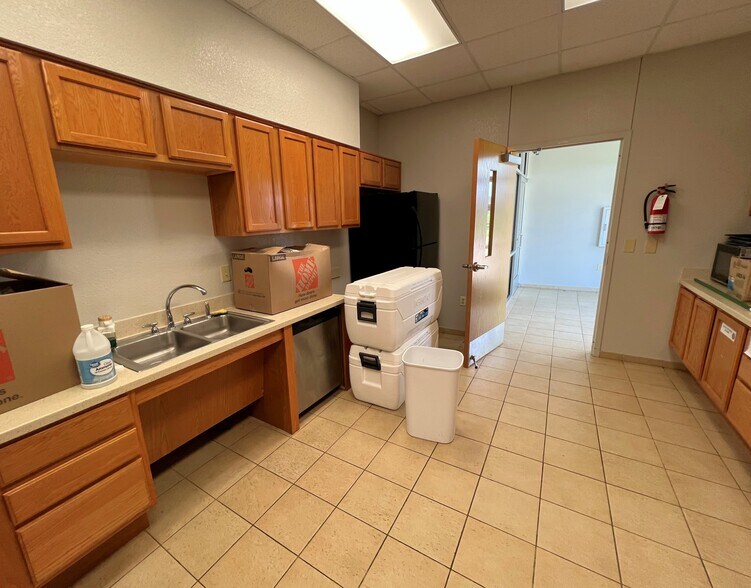 More Photos Of 7000 Matlock Rd, Arlington Daycare Center For Lease