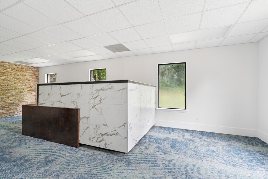 More Photos Of 1755 E Park Place Blvd, Stone Mountain Office For Sale