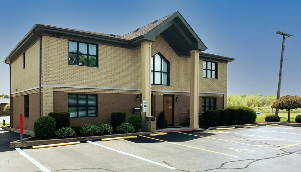 More Photos Of 511 Eichler Dr, West Dundee Loft Creative Space For Lease