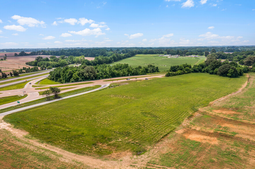 Primary Photo Of 00 Highway 70 E, Crab Orchard Land For Sale