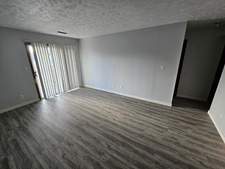 More Photos Of 1612 E D St, North Platte Apartments For Sale