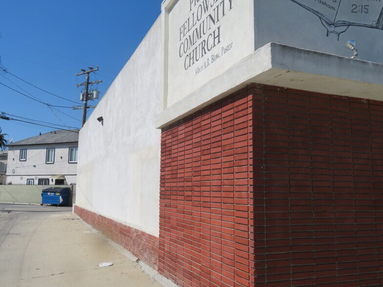 More Photos Of 8471 S Van Ness Ave, Inglewood Loft Creative Space For Sale