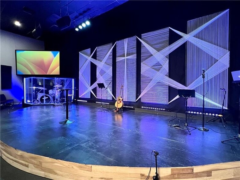 More Photos Of 550 W George St, Carmichaels Religious Facility For Sale