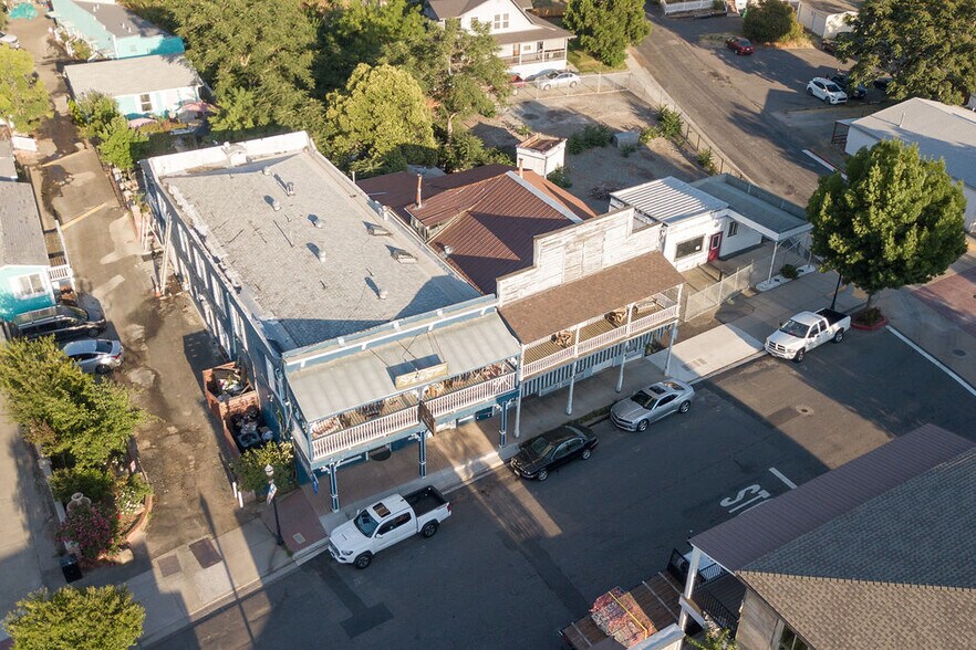 More Photos Of 18239 Main St, Jamestown Hotel For Sale