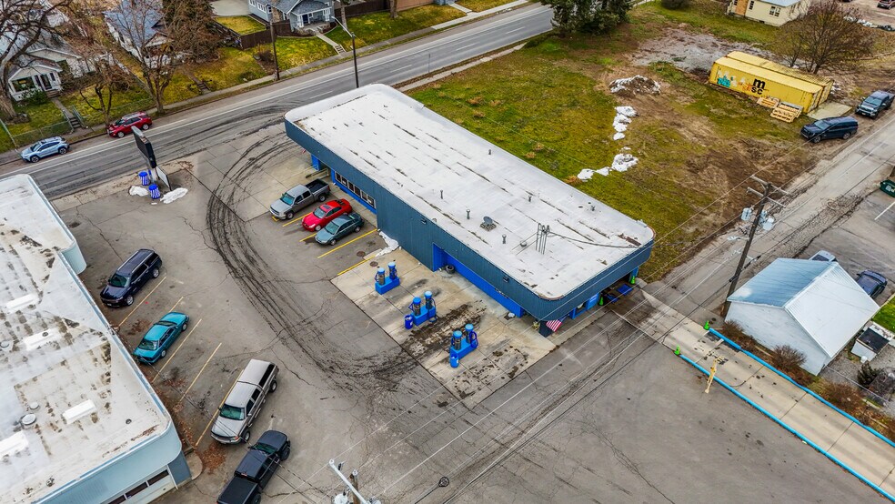 More Photos Of 1114 N 3rd St, Coeur d'Alene Service Station For Sale
