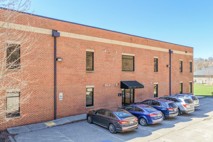 More Photos Of 491 E Bruceton Rd, Pleasant Hills Medical For Lease