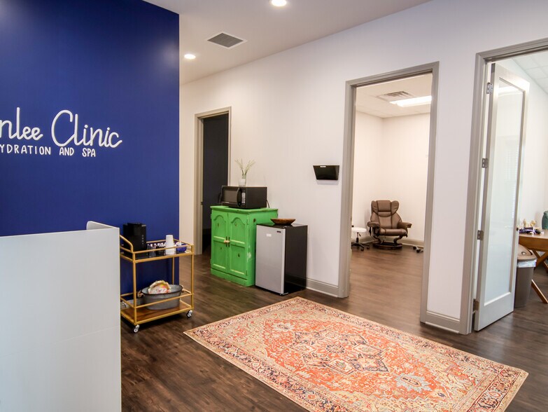More Photos Of 404 Enterprise Dr, Oxford Medical For Sale
