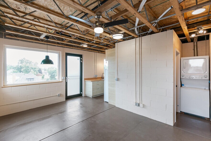 More Photos Of 3800 S Broadway, Englewood Apartments For Lease