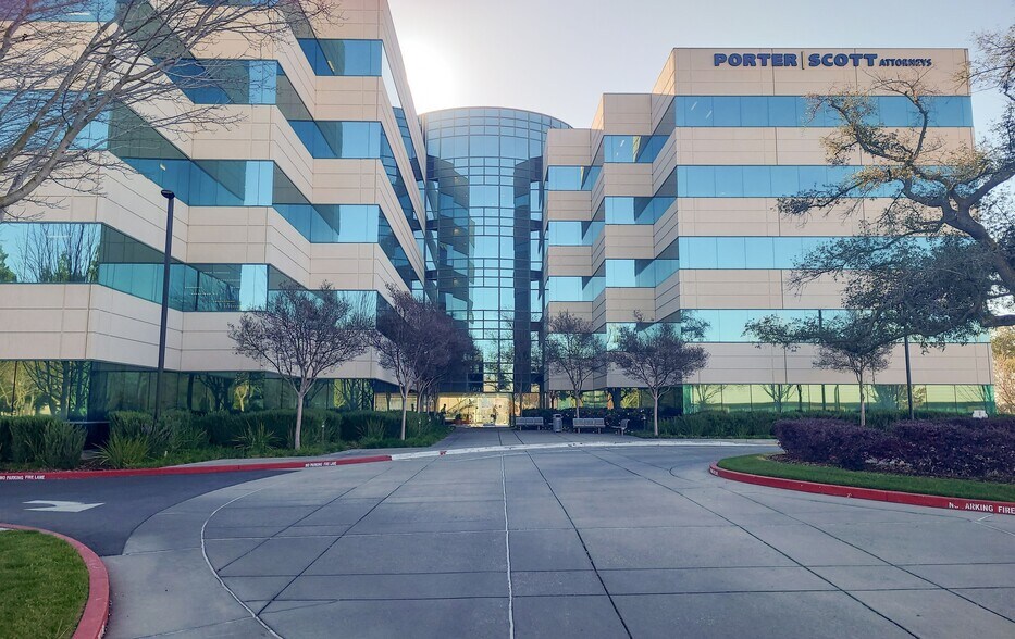 More Photos Of 2180 Harvard St, Sacramento Coworking Space