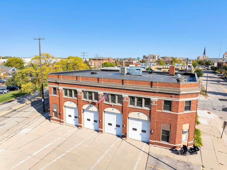 More Photos Of 501 S Washington St, Green Bay Research And Development For Lease