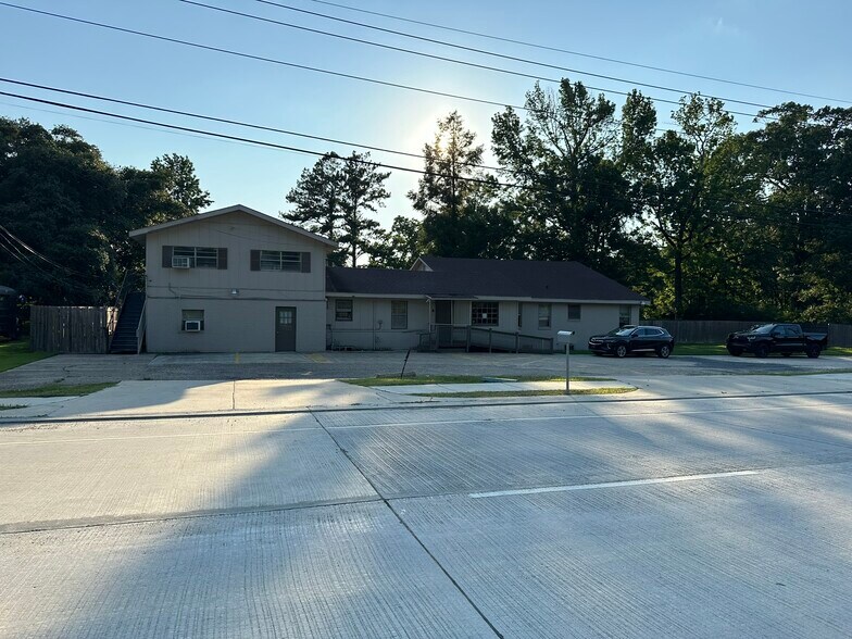 More Photos Of 4157 N Sherwood Forest Dr, Baton Rouge Daycare Center For Sale