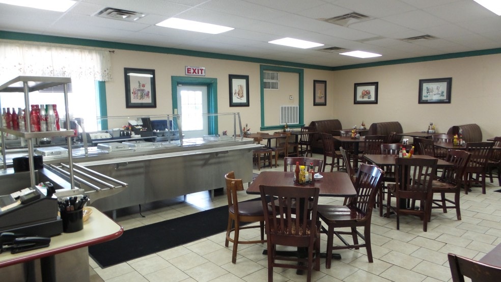 More Photos Of 2401 Port Neches Ave, Port Neches Restaurant For Sale