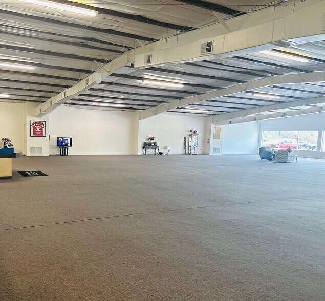 More Photos Of , Lakeland Unknown For Sale