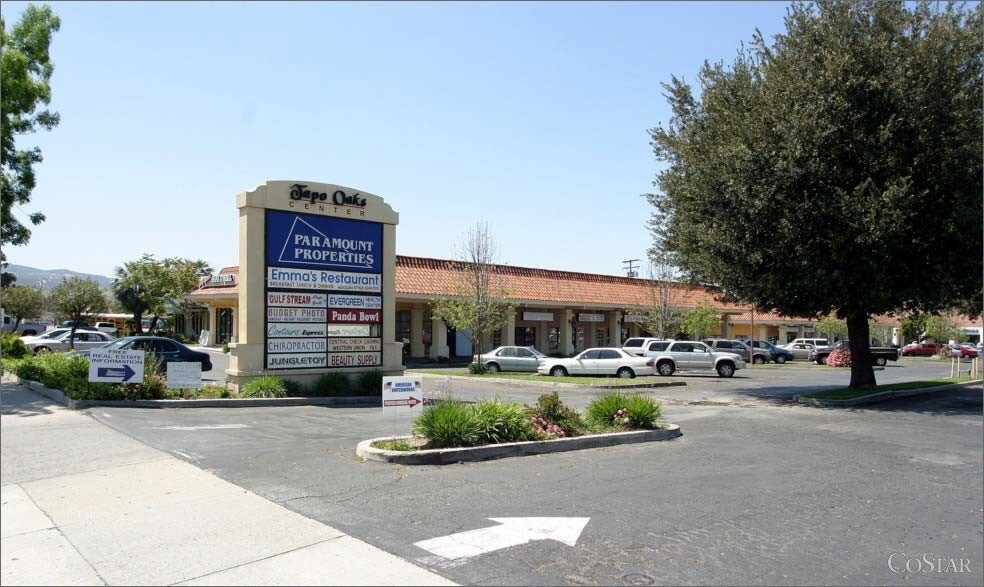 More Photos Of 2321 Tapo St, Simi Valley General Retail For Lease