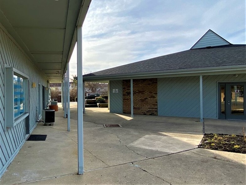 More Photos Of 7370-7372 Kingsgate Way, West Chester Medical For Lease