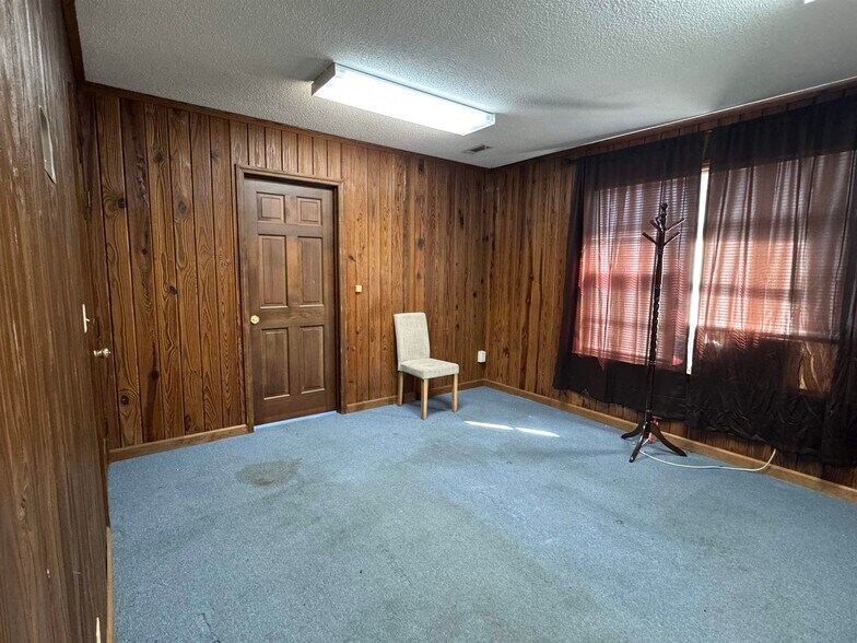 More Photos Of 201 Short St, Kingstree Office Residential For Sale