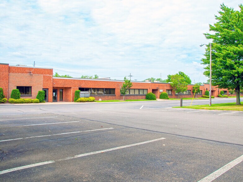 Primary Photo Of 2800-2860 W 21st St, Erie Office For Lease