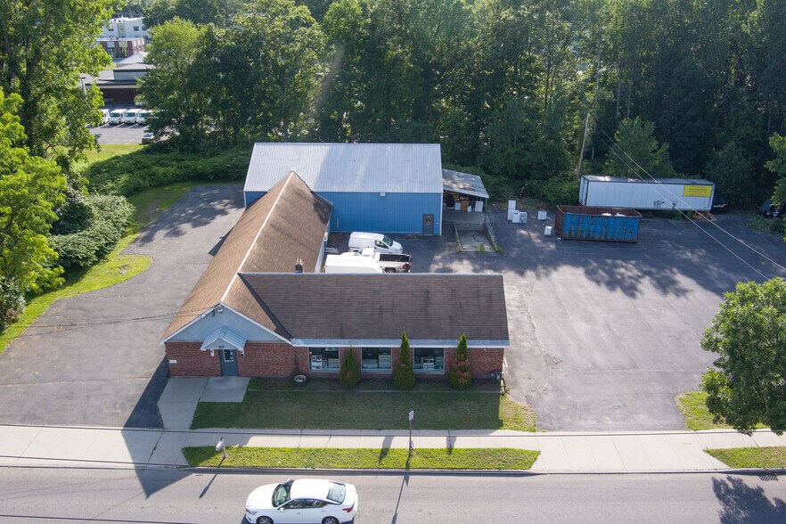 More Photos Of 67 West Ave, Saratoga Springs Freestanding For Sale