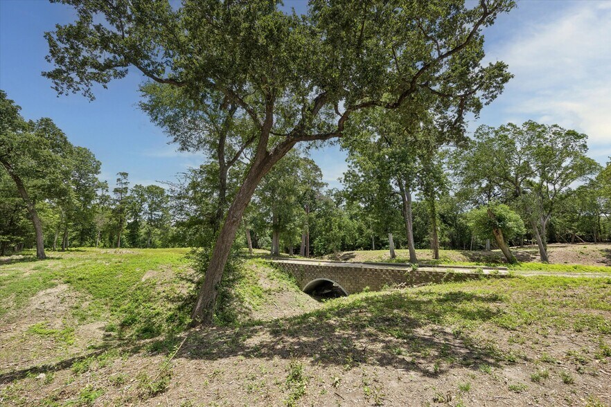 More Photos Of 0 Deerwood, Houston Land For Sale