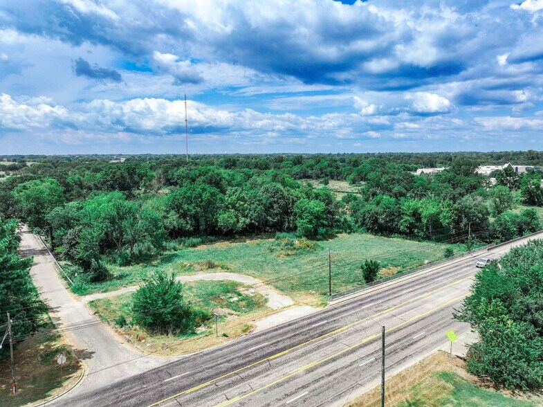 More Photos Of South Broadway Street, Sulphur Springs Land For Sale