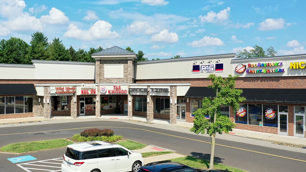 More Photos Of 1650 Dreshertown Rd, Dresher Unknown For Lease