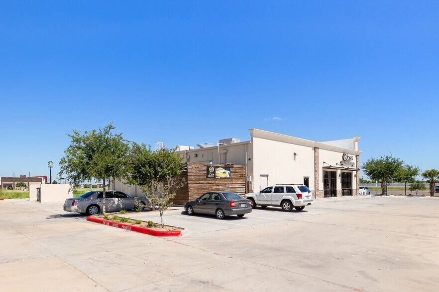 More Photos Of 4129 W 83 Expy, McAllen Freestanding For Sale