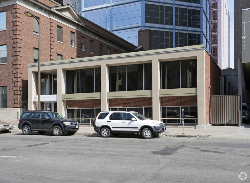 Primary Photo Of 414 S 8th St, Minneapolis Office Residential For Lease