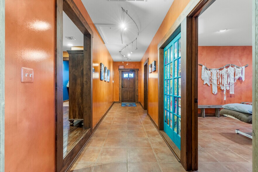More Photos Of 3228 S Jamestown Ave, Tulsa Medical For Sale