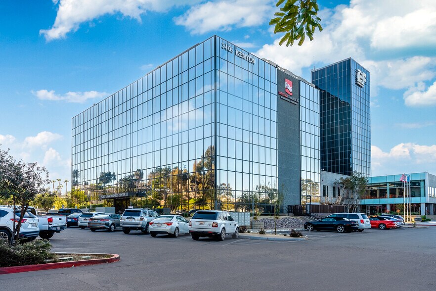 More Photos Of 3405 Kenyon St, San Diego Office For Lease