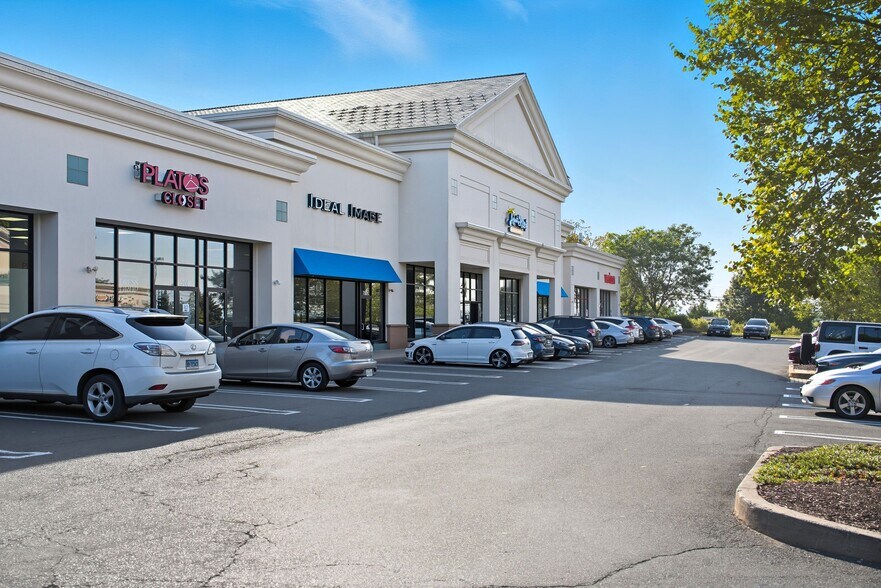 Primary Photo Of 70 Buckland Rd, South Windsor General Retail For Lease