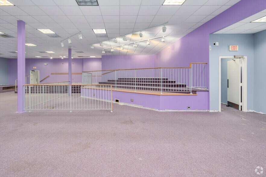 More Photos Of 441 Chaplin St SE, Washington Religious Facility For Sale