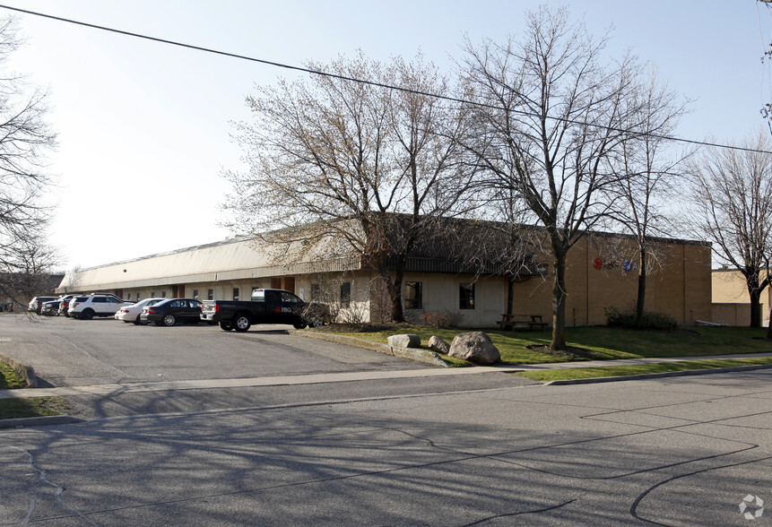 Primary Photo Of 570 Orwell St, Mississauga Light Distribution For Lease