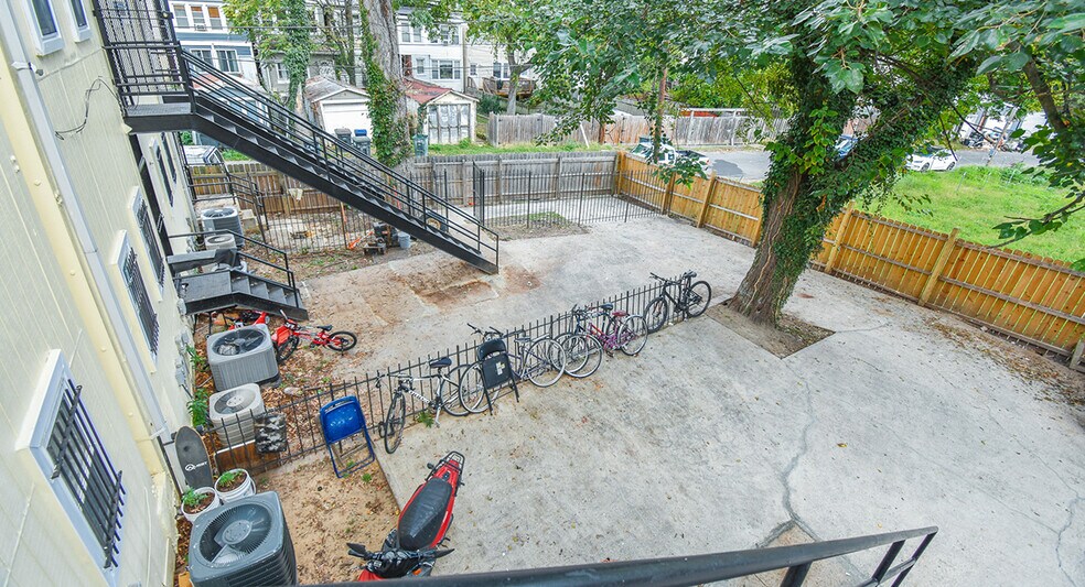 More Photos Of 5611-5615 7th St NW, Washington Apartments For Sale