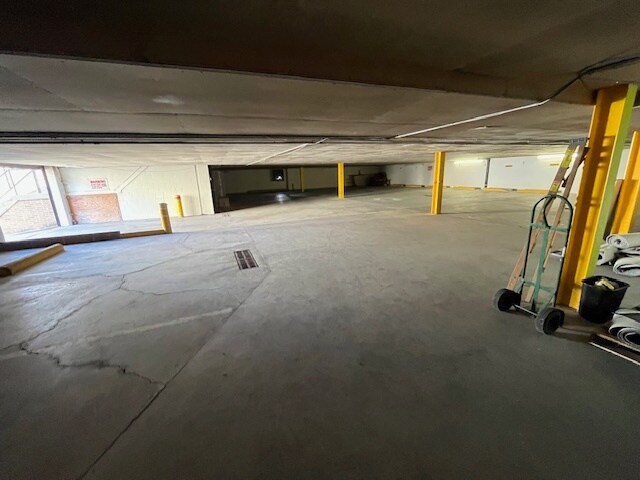 More Photos Of 3412 Chesterfield Ave, Charleston Office Residential For Lease