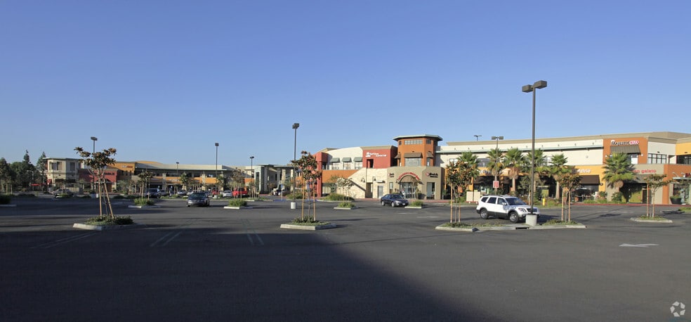 More Photos Of 2700 Alton Pky, Irvine Unknown For Lease