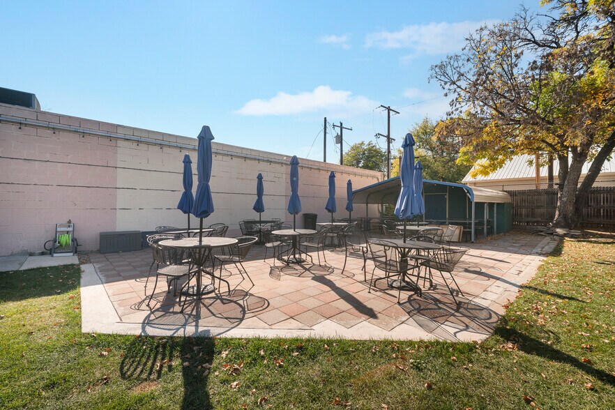 More Photos Of 333-339 Main St, Mead Storefront For Sale