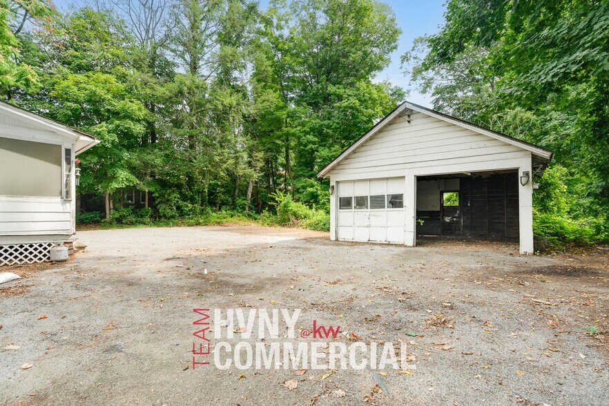 More Photos Of 1978 South Rd, Poughkeepsie Medical For Sale