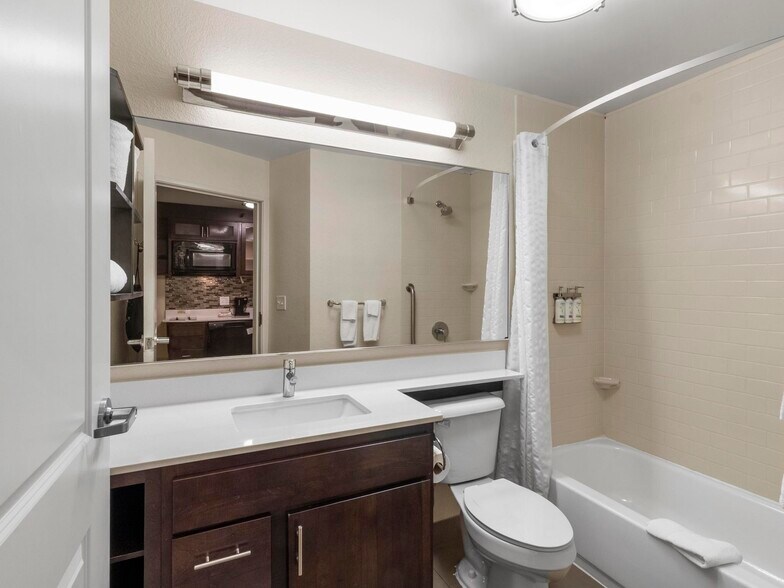 More Photos Of 1220 E Douglas Rd, Granger Hotel For Sale