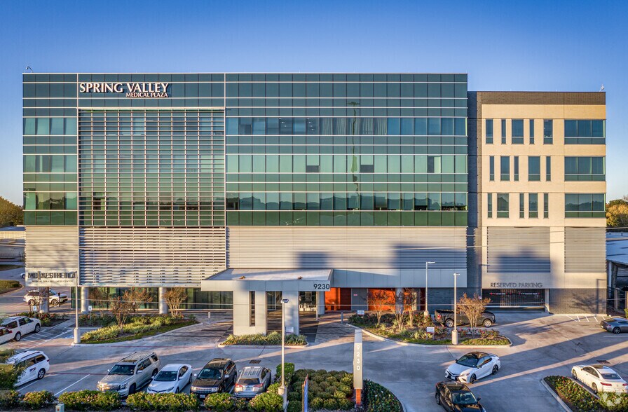 More Photos Of 9230 Katy Fwy, Houston Office For Sale