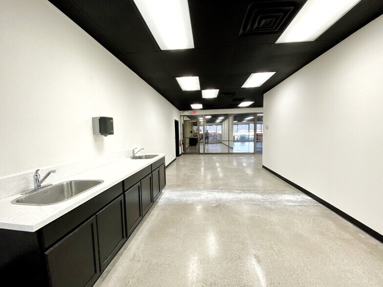 More Photos Of 1455-1515 E Tropicana Ave, Las Vegas Unknown For Lease