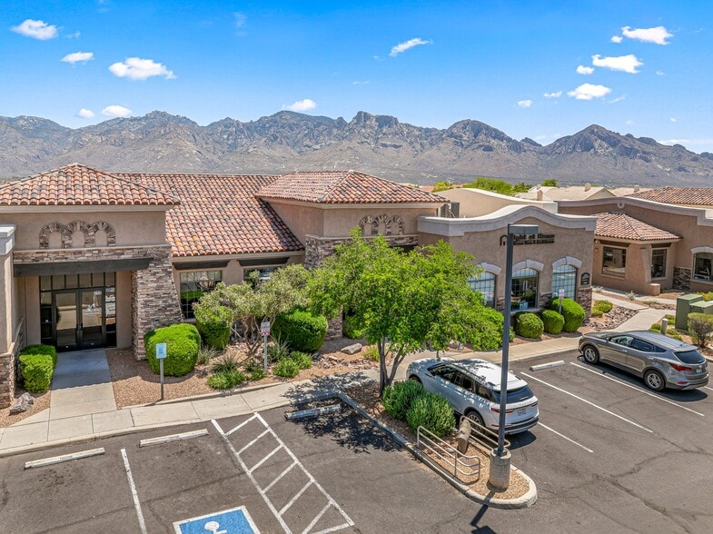 More Photos Of 12480 N Rancho Vistoso Blvd, Oro Valley Medical For Sale