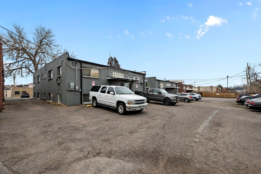 More Photos Of , Aurora Multifamily For Sale