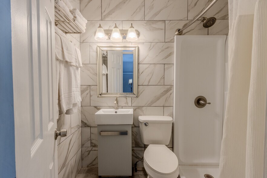 More Photos Of 314 Cut Off Rd, Port Aransas Hospitality For Sale