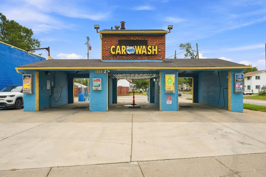 More Photos Of 636 Southfield Rd, Lincoln Park Carwash For Sale